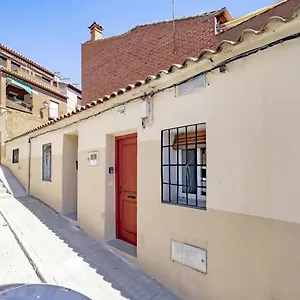 trinitarios-toledo.besthotelstoledo.com/